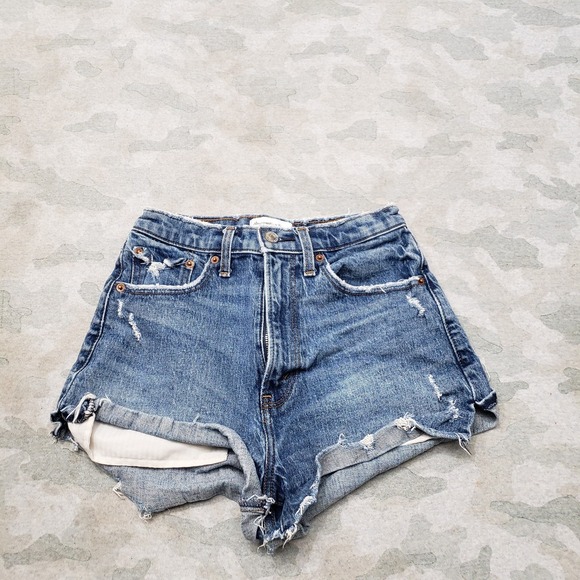 Abercrombie & Fitch Pants - Abercrombie and Fitch Shorts Womens 26/2 Blue High Rise Mom Pockets Denim